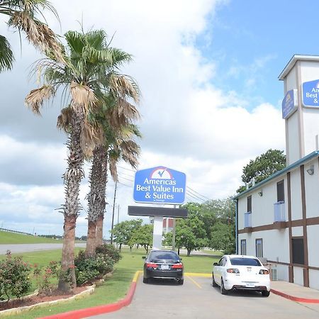 America'S Best Value Inn & Suites - Rosenberg/Houston Eksteriør bilde