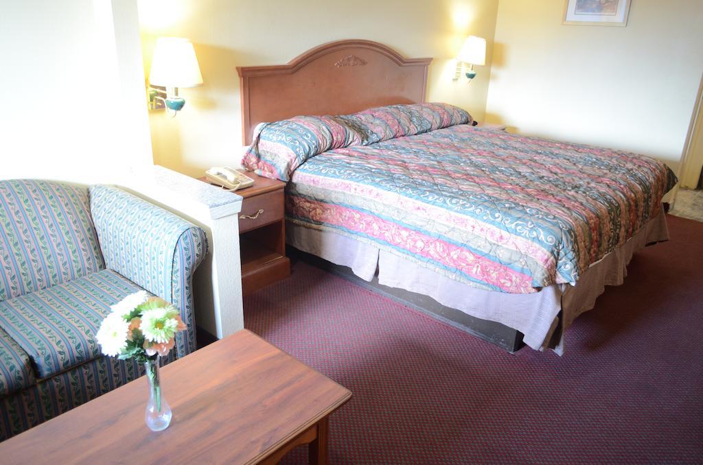 America'S Best Value Inn & Suites - Rosenberg/Houston Rom bilde